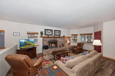 Living - 745 Summit Blvd, Big Bear Lake, CA 92315 photo 2 of 4