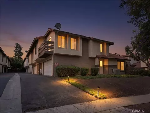1324 Brentwood #B, Corona, CA 92882