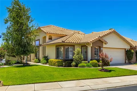 886 Oakland Hls, Banning, CA 92220