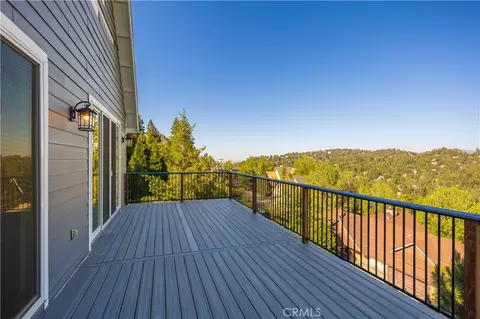 Exterior - 851 Madera, Lake Arrowhead, CA 92352 photo 6 of 8