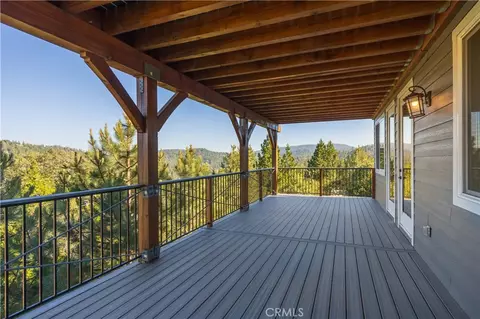 Exterior - 851 Madera, Lake Arrowhead, CA 92352 photo 4 of 8