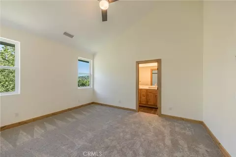 Bedroom - 851 Madera, Lake Arrowhead, CA 92352 photo 6 of 8