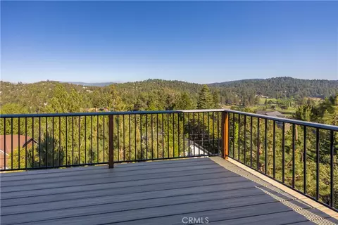 Exterior - 851 Madera, Lake Arrowhead, CA 92352 photo 2 of 8