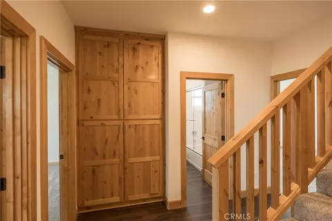 Entry Way - 851 Madera, Lake Arrowhead, CA 92352 photo 1 of 1