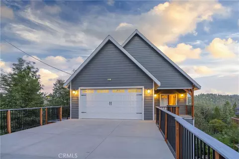 Exterior - 851 Madera, Lake Arrowhead, CA 92352 photo 1 of 8