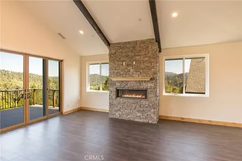 Living - 851 Madera, Lake Arrowhead, CA 92352 photo 3 of 9