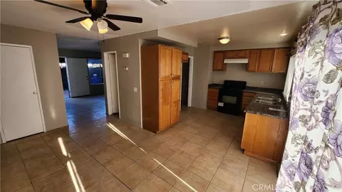 Entry Way - 7964 Pinehurst, Highland, CA 92346 photo 1 of 3