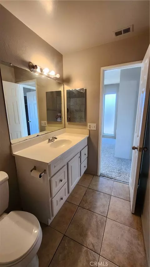 Bath - 7964 Pinehurst, Highland, CA 92346 photo 2 of 4