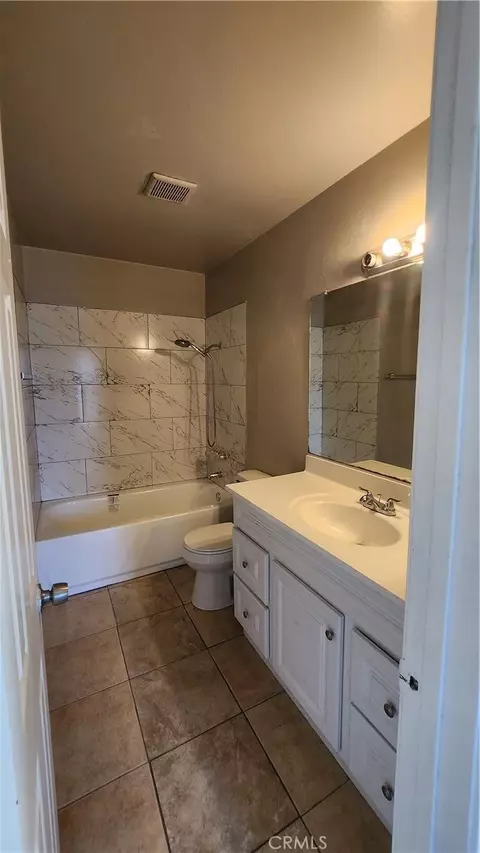 Bath - 7964 Pinehurst, Highland, CA 92346 photo 3 of 4