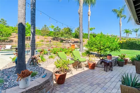 Exterior - 13165 Maplewood, Yucaipa, CA 92399 photo 10 of 15