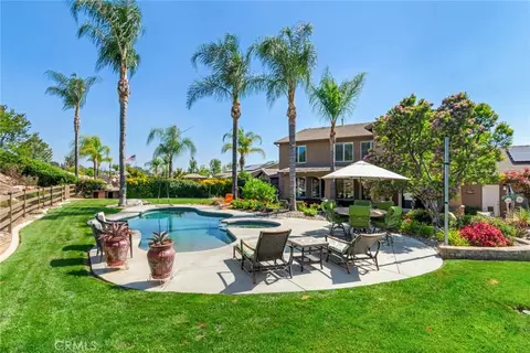 Exterior - 13165 Maplewood, Yucaipa, CA 92399 photo 2 of 15