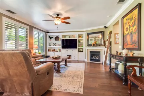 Living - 13165 Maplewood, Yucaipa, CA 92399 photo 2 of 2