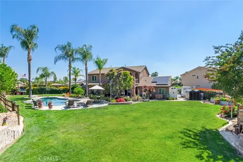 Exterior - 13165 Maplewood, Yucaipa, CA 92399 photo 15 of 15