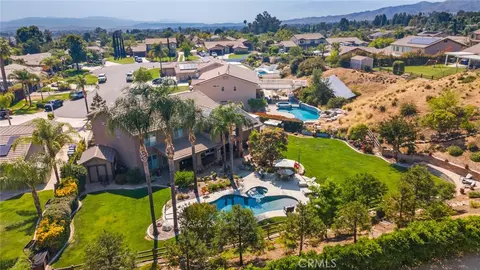 View/Area - 13165 Maplewood, Yucaipa, CA 92399 photo 2 of 3