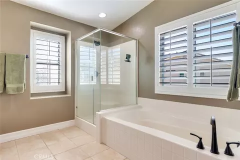 Bath - 13165 Maplewood, Yucaipa, CA 92399 photo 2 of 5