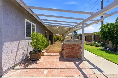 Exterior - 27803 Rainbow Ln, Highland, CA 92346 photo 5 of 22