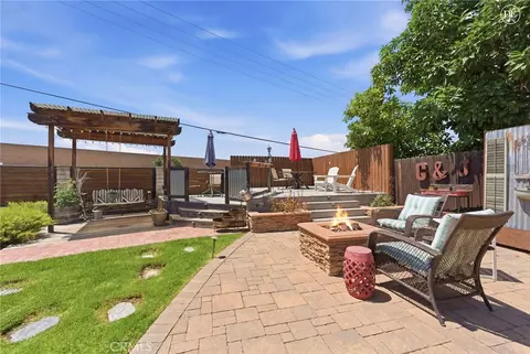Exterior - 27803 Rainbow Ln, Highland, CA 92346 photo 18 of 22