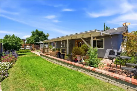 Exterior - 27803 Rainbow Ln, Highland, CA 92346 photo 2 of 22
