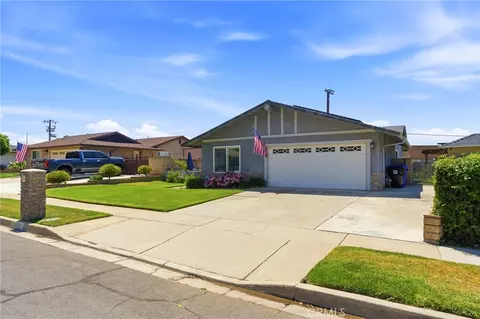 Exterior - 27803 Rainbow Ln, Highland, CA 92346 photo 22 of 22