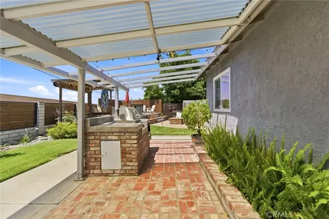 Exterior - 27803 Rainbow Ln, Highland, CA 92346 photo 4 of 22