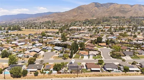 View/Area - 27803 Rainbow Ln, Highland, CA 92346 photo 4 of 9