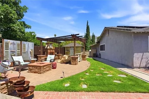 Exterior - 27803 Rainbow Ln, Highland, CA 92346 photo 7 of 22