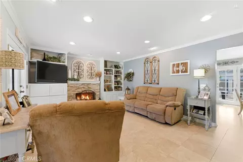 Living - 27803 Rainbow Ln, Highland, CA 92346 photo 3 of 3