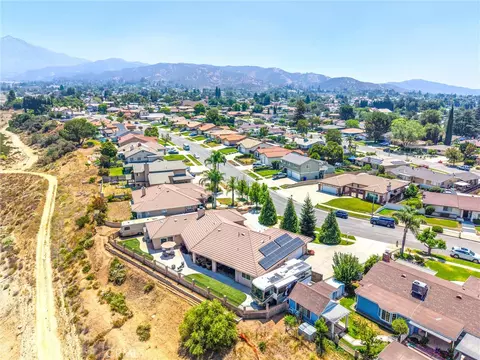 View/Area - 35102 Persimmon, Yucaipa, CA 92399 photo 14 of 19