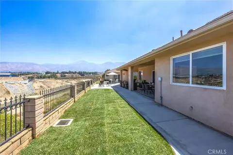 Exterior - 35102 Persimmon, Yucaipa, CA 92399 photo 6 of 14