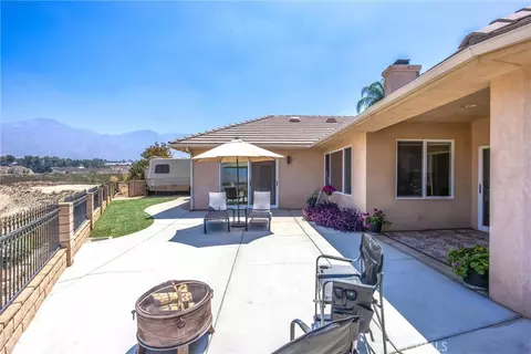 Exterior - 35102 Persimmon, Yucaipa, CA 92399 photo 8 of 14