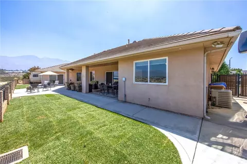 Exterior - 35102 Persimmon, Yucaipa, CA 92399 photo 8 of 15