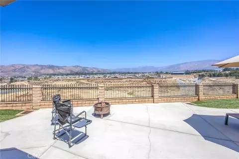 Exterior - 35102 Persimmon, Yucaipa, CA 92399 photo 12 of 15