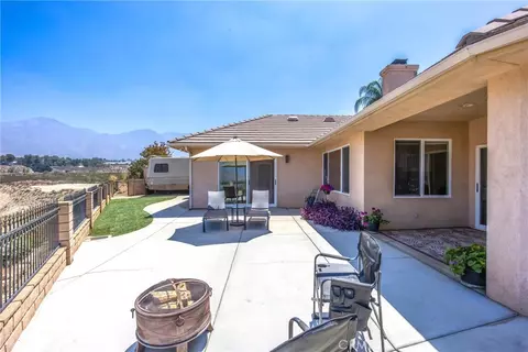 Exterior - 35102 Persimmon, Yucaipa, CA 92399 photo 9 of 15
