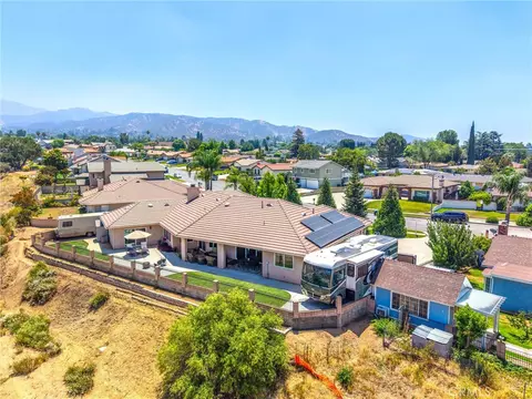 View/Area - 35102 Persimmon, Yucaipa, CA 92399 photo 7 of 19