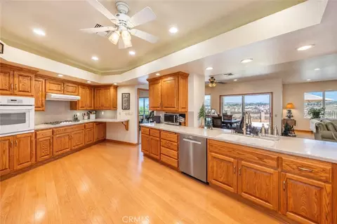 Kitchen - 35102 Persimmon, Yucaipa, CA 92399 photo 2 of 7