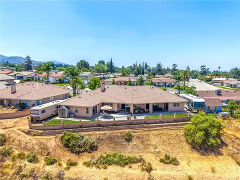 View/Area - 35102 Persimmon, Yucaipa, CA 92399 photo 8 of 19