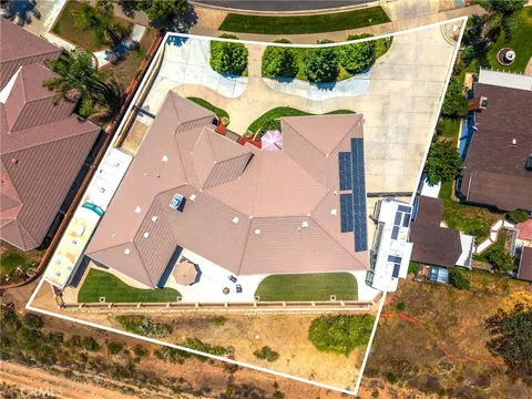 View/Area - 35102 Persimmon, Yucaipa, CA 92399 photo 18 of 19