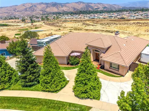 View/Area - 35102 Persimmon, Yucaipa, CA 92399 photo 2 of 19