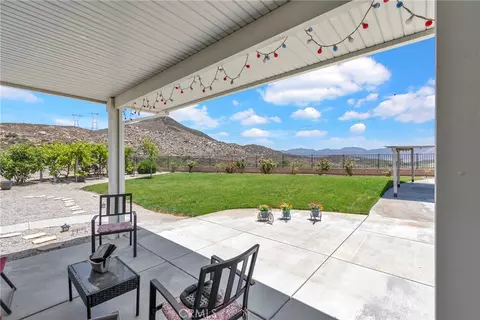 Exterior - 474 Rushmore Peak, Beaumont, CA 92223 photo 3 of 12