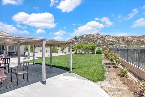 Exterior - 474 Rushmore Peak, Beaumont, CA 92223 photo 8 of 12