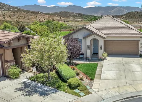 474 Rushmore Peak, Beaumont, CA 92223