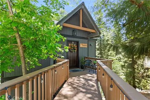 Exterior - 26561 Thunderbird, Lake Arrowhead, CA 92352 photo 1 of 4