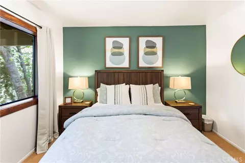 Bedroom - 26561 Thunderbird, Lake Arrowhead, CA 92352 photo 5 of 12