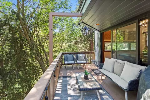 Exterior - 26561 Thunderbird, Lake Arrowhead, CA 92352 photo 3 of 4