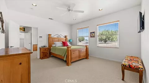 Bedroom - 6976 Cataba, Oak Hills, CA 92344 photo 1 of 5