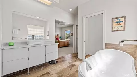 Bath - 6976 Cataba, Oak Hills, CA 92344 photo 2 of 3