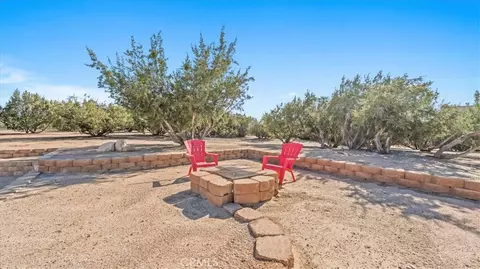 Exterior - 6976 Cataba, Oak Hills, CA 92344 photo 7 of 10