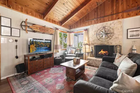 Living - 40203 Dream, Big Bear Lake, CA 92315 photo 2 of 4