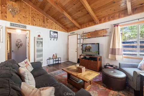 Living - 40203 Dream, Big Bear Lake, CA 92315 photo 3 of 4