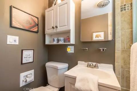 Bath - 40203 Dream, Big Bear Lake, CA 92315 photo 2 of 2
